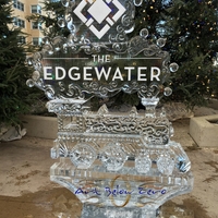 Thumb_the_edgewater_7ft_tall_holiday_train_ice_sculpture
